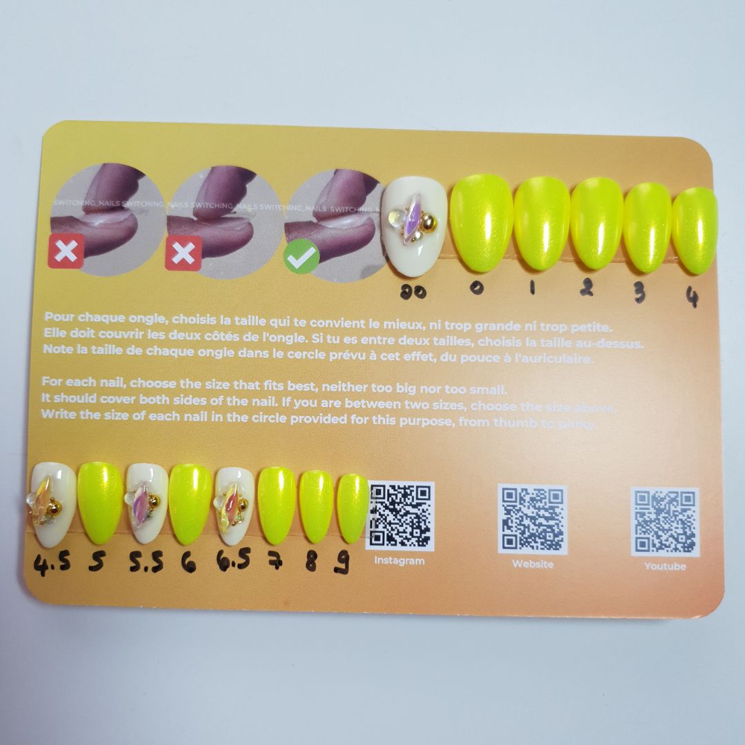 Ready to wear "gold jewel" press-on nails 2