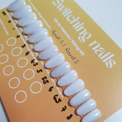 Ready to wear "holo snow" press-on nails 3